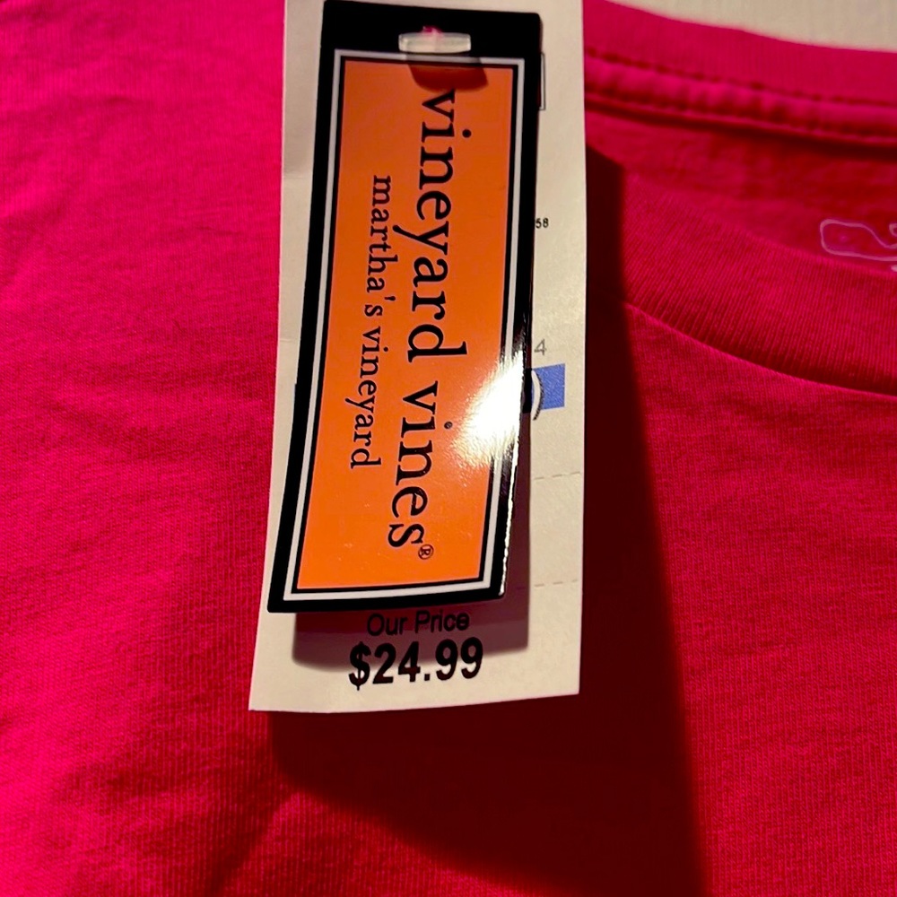 NWT Fuschia Pink Vineyard Vines boys T-shirt